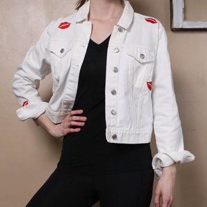 Oversize white denim jacket with red lips embroidery